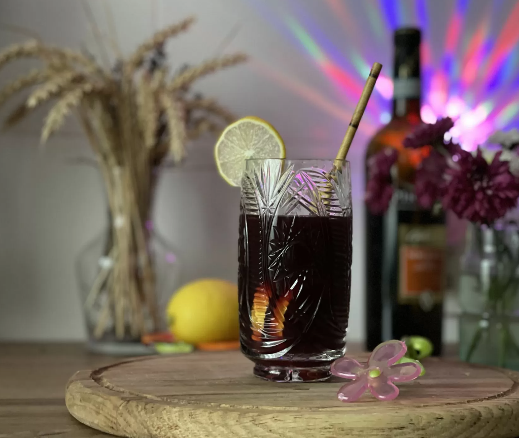Супервкусный винный коктейль 'Кармен', от которого все друзья будут в восторге - 587516 Супервкусный винный коктейль 'Кармен', от которого все друзья будут в восторге - фото 587516