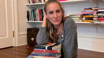 Що читає зірка: топ улюблених книг Сари Джессіки Паркер за 2023 рік