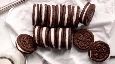 Як приготувати домашнє "Орео": за цим рецептом печиво виходить просто неймовірним