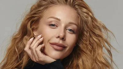 Тіна Кароль випустила народну щедрівку "Ой, сивая тая зозуленька" в електронному звучанні