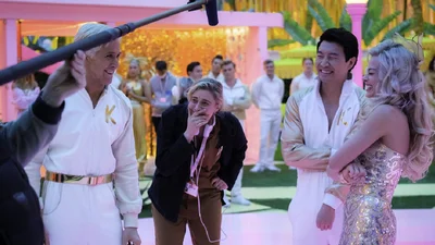 Грета Гервіг переглянула сотні біркенштоків для Барбі, щоб знайти ідеальний рожевий колір