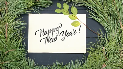 Новогодние песни - топ атмосферных треков к Новому году