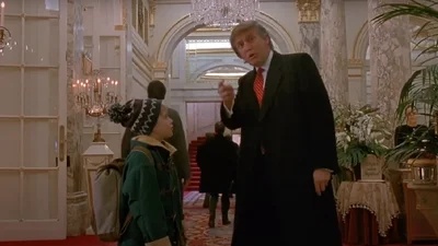 Дональд Трамп получил роль в "Один дома 2" благодаря шантажу