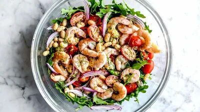 Приготовь салат с морепродуктами таким способом, и гости будут в восторге