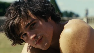 Фанаты звезды "Эйфории" Джейкоба Элорди создали свечу с запахом его спермы