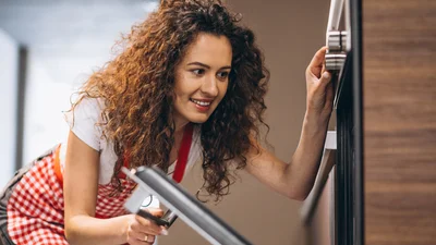 Як почистити духовку з мінімумом зусиль: 5 порад