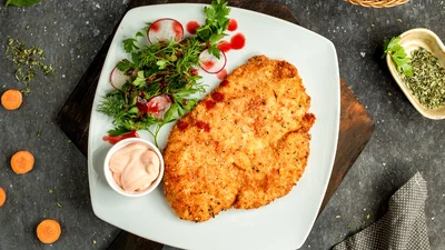 Не захочеш нічого іншого: розкриваємо рецепт оригінальних м’ясних котлет з сиром