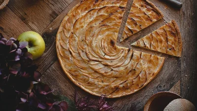 4 поради, як зробити яблучний пиріг ще смачнішим