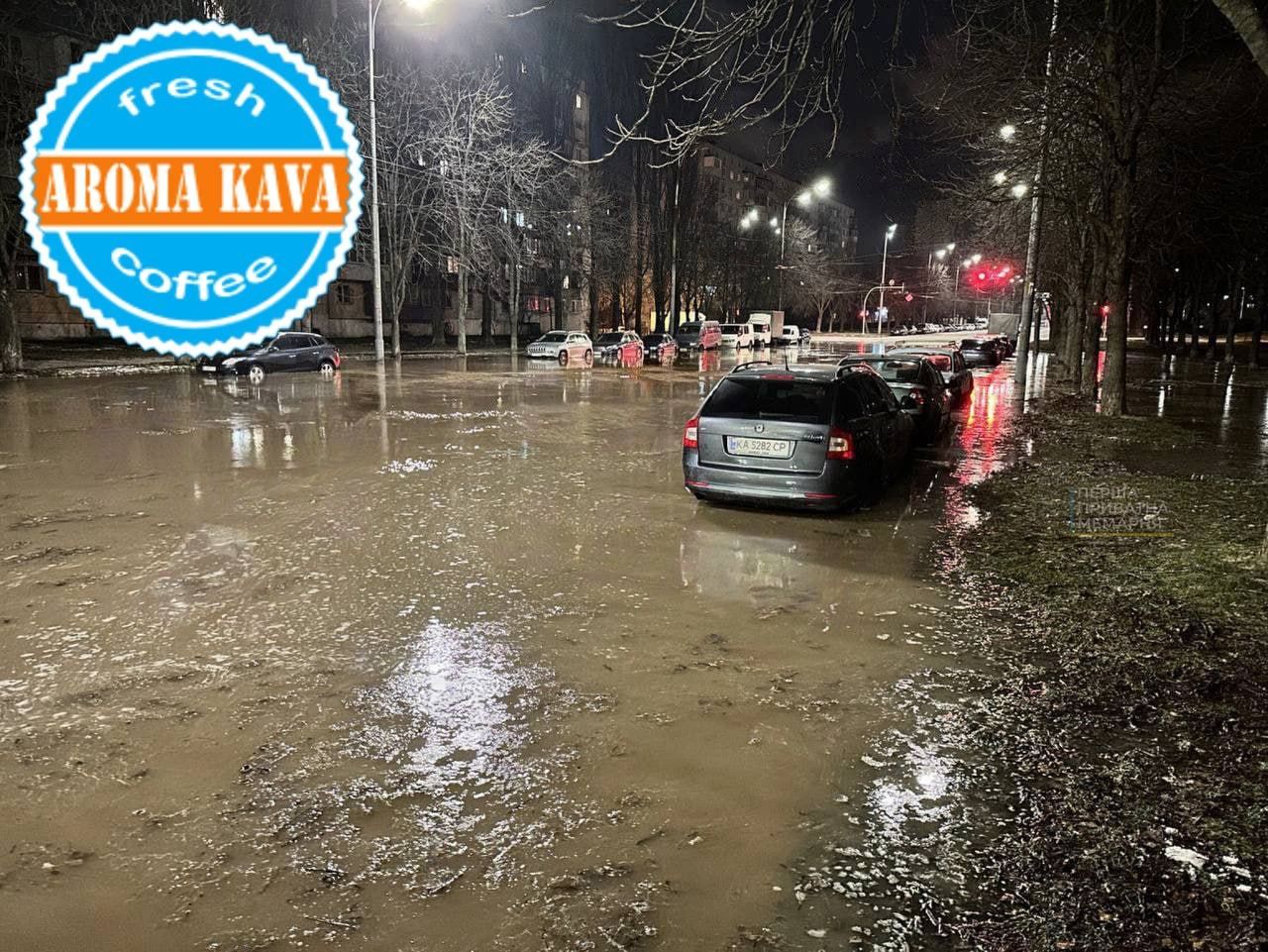 Меми про нечистоти у Києві, в яких юзери висміюють мера Віталія Кличка - фото 591593