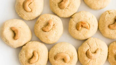 Жареное печенье с орехами – вкуснятина к чаю, которую легко приготовить