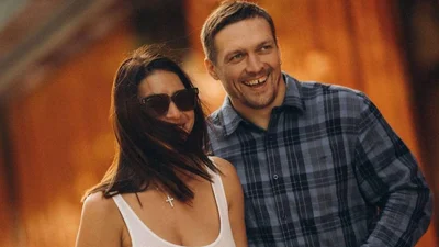 В Олександра Усика народилась четверта дитина - відома стать і ім'я крихітки