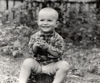 Анатолий Анатолич растрогал детским фото среди арбузов на Херсонщине - фото 595207