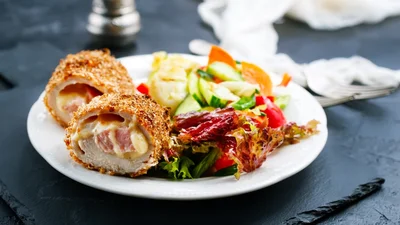 Котлеты кордон блю – финалистка "МастерШеф" показала, как приготовить настоящую вкуснятину