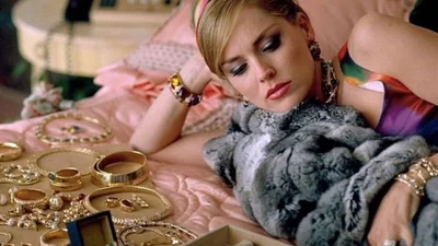 Далеко за пределами моды: в чем реальная опасность стиля "mob wife"