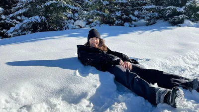 Що читає зірка: Даша Кацуріна підібрала 2 глибокі книги для відпустки