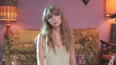 Тейлор Свифт хочет подать в суд на студента, который следит за ее частным самолетом