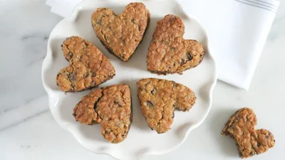 Трохи вівсянки та родзинок – готуємо найсмачніше печиво до Дня закоханих