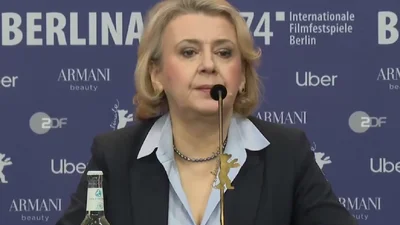 Воздушную тревогу из Украины услышали на Берлинале: Оксана Забужко напомнила о войне
