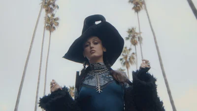 Alina Pash випустила новий мініальбом, звернувшись у ньому до образу відьми