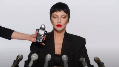 "Скільки можна повчати": Оля Полякова відповіла хейтерам щодо слів Лесі Українки в пісні