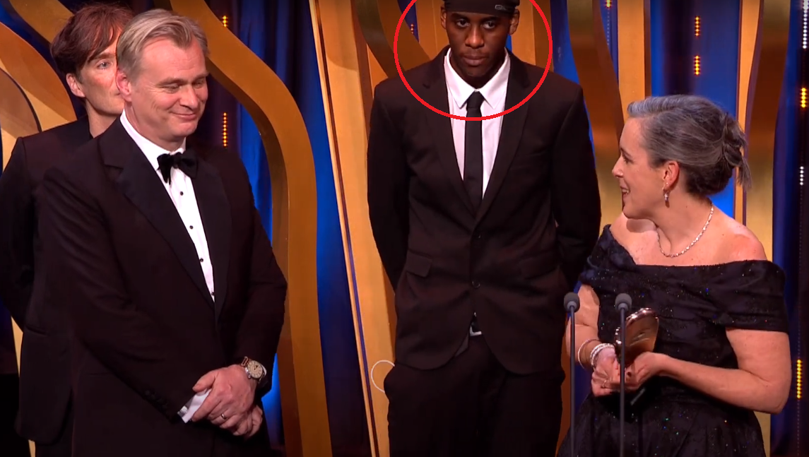 Пранкер с YouTube забрал награду BAFTA за 'Оппенгеймера': этого никто не заметил - 598965 Пранкер с YouTube забрал награду BAFTA за 'Оппенгеймера': этого никто не заметил - фото 598965