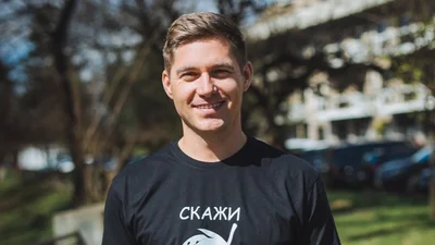 Что читает звезда: Владимир Остапчук похвастался книжным шопингом