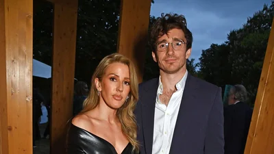 Певица Элли Голдинг подтвердила, что развелась с мужем