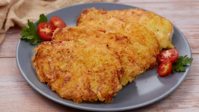 Аппетитная и хрустящая куриная грудка в панировке – простой и быстрый рецепт для ужина