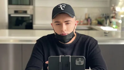 Андрій Данилко розчулив своєю милою дитячою фотографією