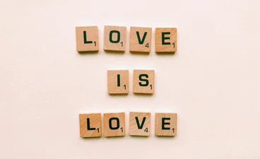 Love is: цитати про любов англійською
