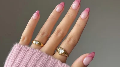 Весняний манікюр на березень 2024 року - ніжні дизайни для твоїх нігтів