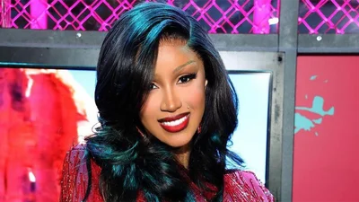 Cardi B, Charli XCX и другие - мировые треки этой недели, которые стоят твоего прослушивания