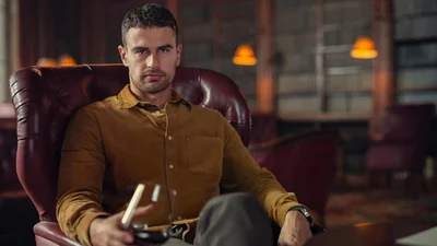 Гая Ричи снова подловили на приверженности к россии - теперь в сериале "Джентльмены"