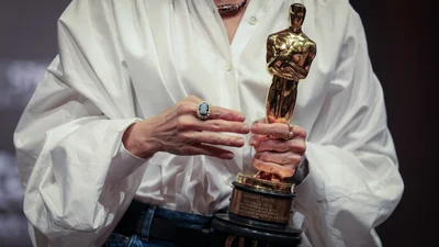 Ікони: це найкращі сукні з Оскара, які стали легендарними