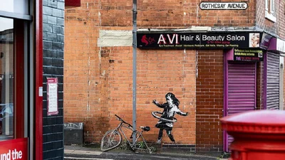 В Испании преступники создавали копии работ Бэнкси и продавали их как настоящие