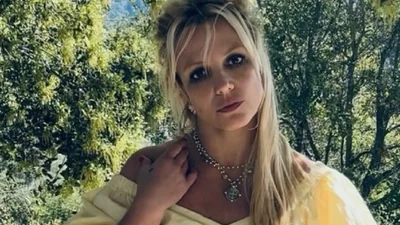 Секс, бриллианты и танцы почти голышом: Бритни заинтриговала новым проектом