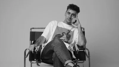 Друзья рассказали, как Александру Эллерту удалось выехать за границу