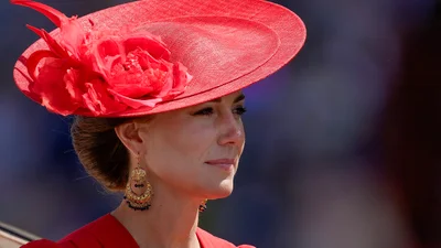 Кейт Миддлтон после операции впервые вышла в люди: в любимый фермерский магазин