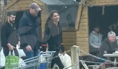 Кейт Міддлтон вперше з'явилася на публіці після свого загадкового "зникнення" - відео