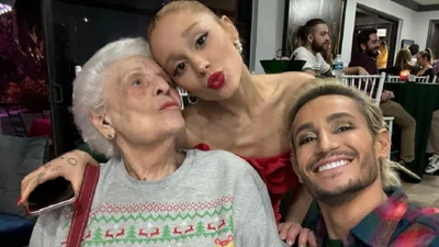 Бабушка Арианы Гранде в 98 лет стала самой старшей исполнительницей чарта Billboard Hot 100