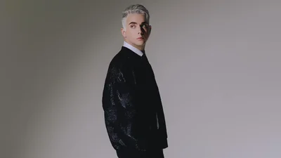 MÉLOVIN перепел хит Верки Сердючки с Евровидения-2007 "Dancing Lasha Tumbai"