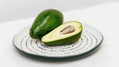 Як вибрати авокадо – поради нутриціолога, які врятують від чорних плодів