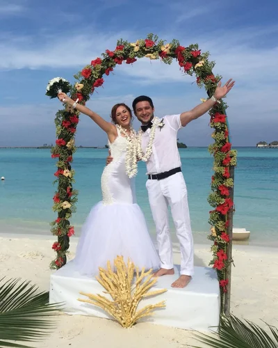 'Только он и я': Наталка Денисенко показала трогательные фото со свадьбы на Мальдивах - фото 606337
