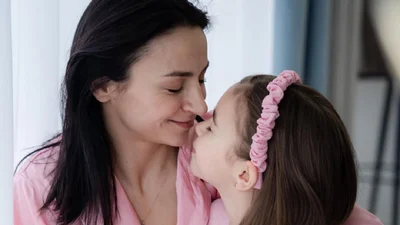 Дуже зворушливо: ніжна фотосесія Ілони Гвоздьової з донечкою Валерією