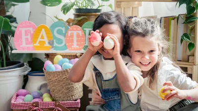 Пасха 2024: что положить в детскую пасхальную корзину, чтобы порадовать малышей