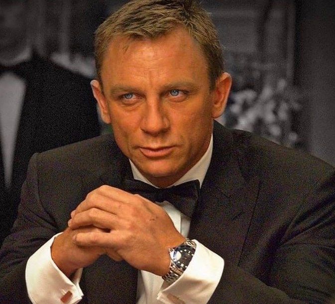 Проклятие агента 007: британский таблоид предупреждает следующего Бонда об опасности - 607726 Проклятие агента 007: британский таблоид предупреждает следующего Бонда об опасности - фото 607726