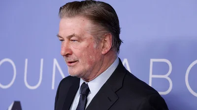 Алек Болдвін не контролював свої емоції на зніманнях фільму "Іржа", де загинула операторка