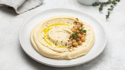 Как приготовить хумус – постный рецепт от Евгения Клопотенко