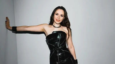 Юлия Санина засветила соски на туристическом фото