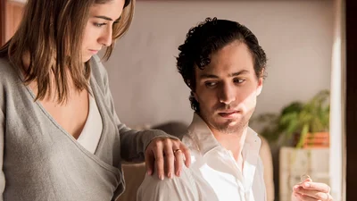 9 моментов, когда мужчина сомневается в чувствах женщины к нему